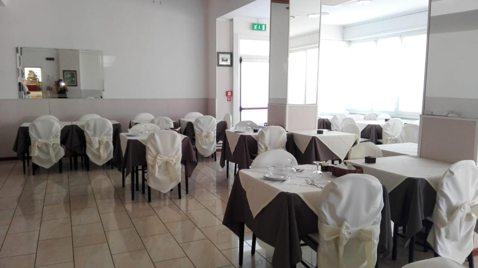 Hotel Marisa Riccione Exterior photo