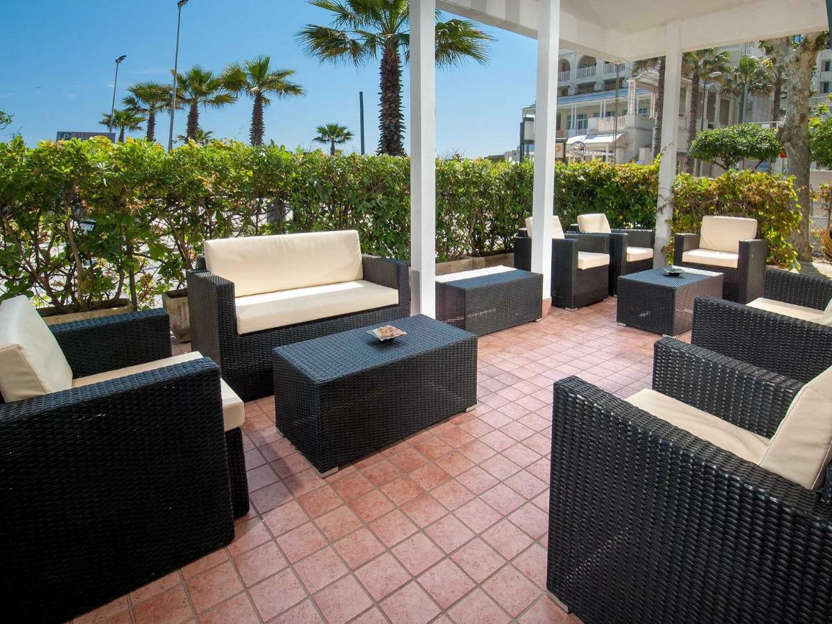 Hotel Marisa Riccione Exterior photo